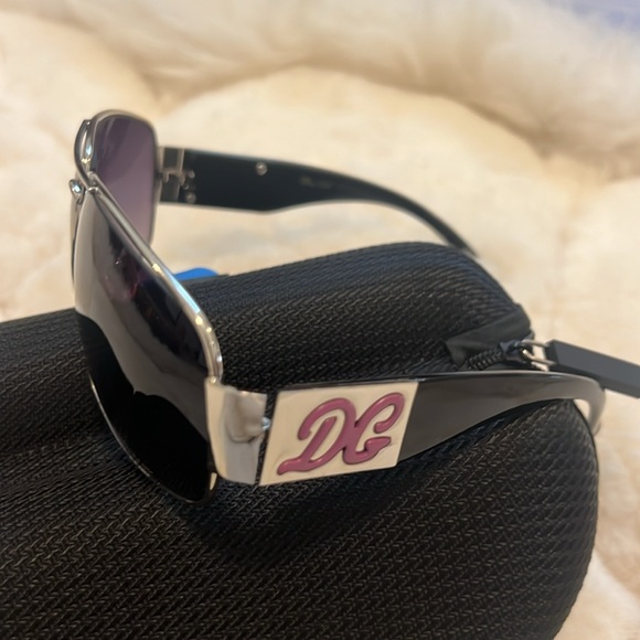DG Women\'s Black and Purple Sunglasses main image 6